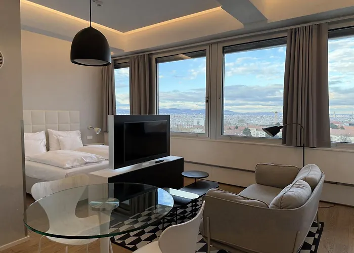 Vienna Skyline View Luxury Loft Near City Center